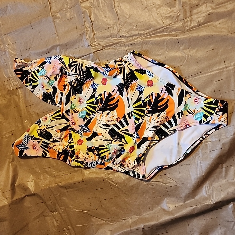 Old Navy One Piece Swimsuit